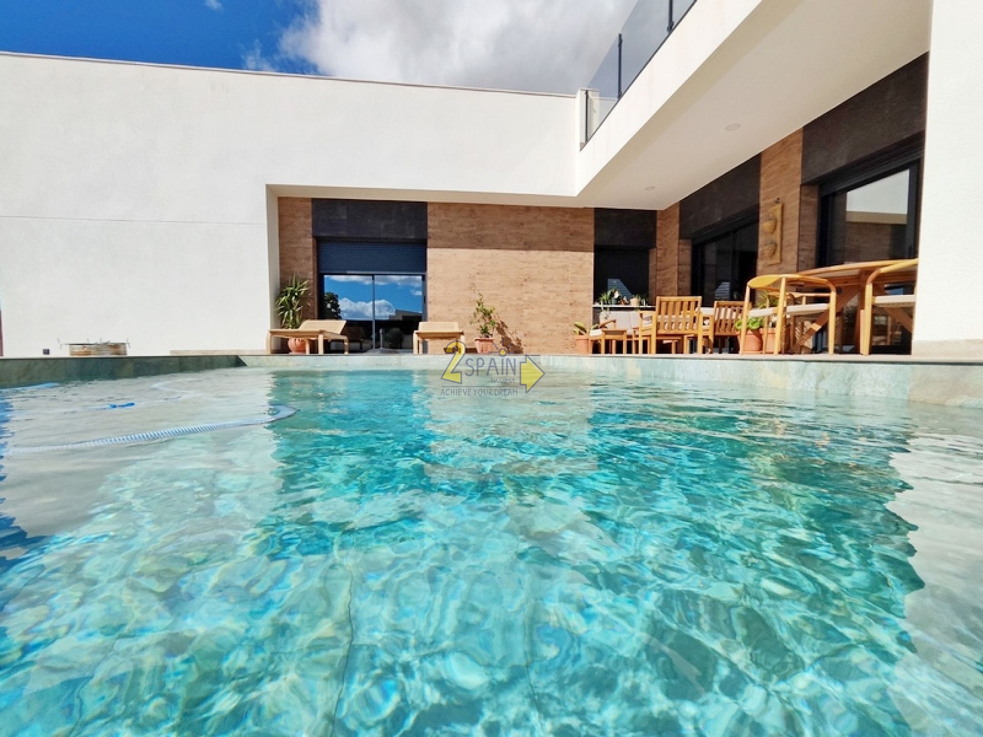 Detached Villa - 2Spain Invest