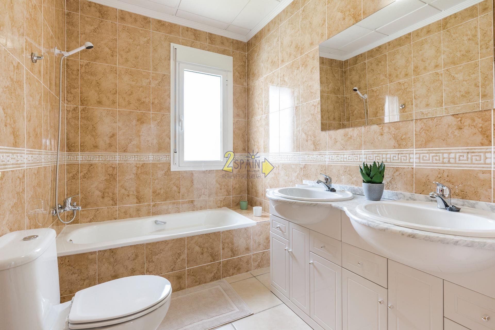 Detached Villa - 2Spain Invest