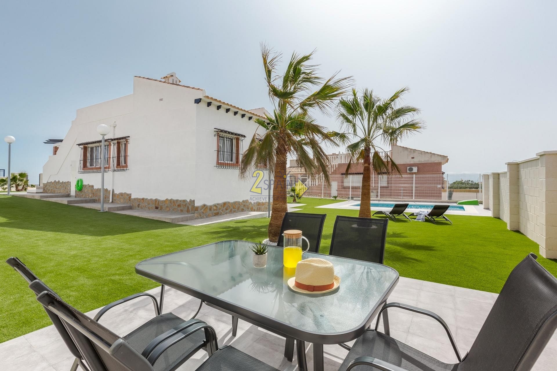 Detached Villa - 2Spain Invest
